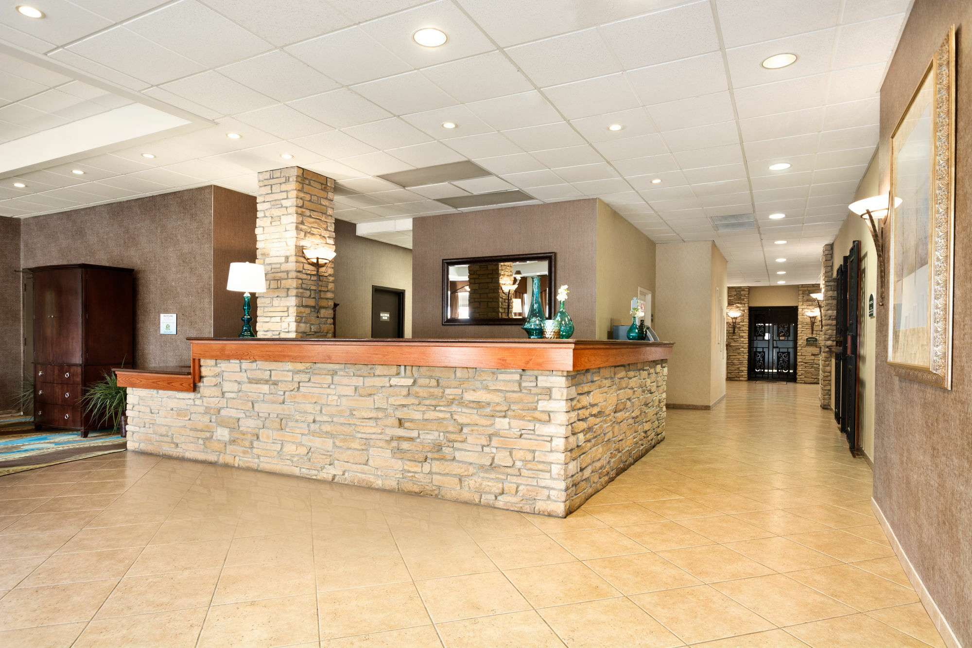 Wyndham Garden Wichita Downtown Hotel Exterior foto
